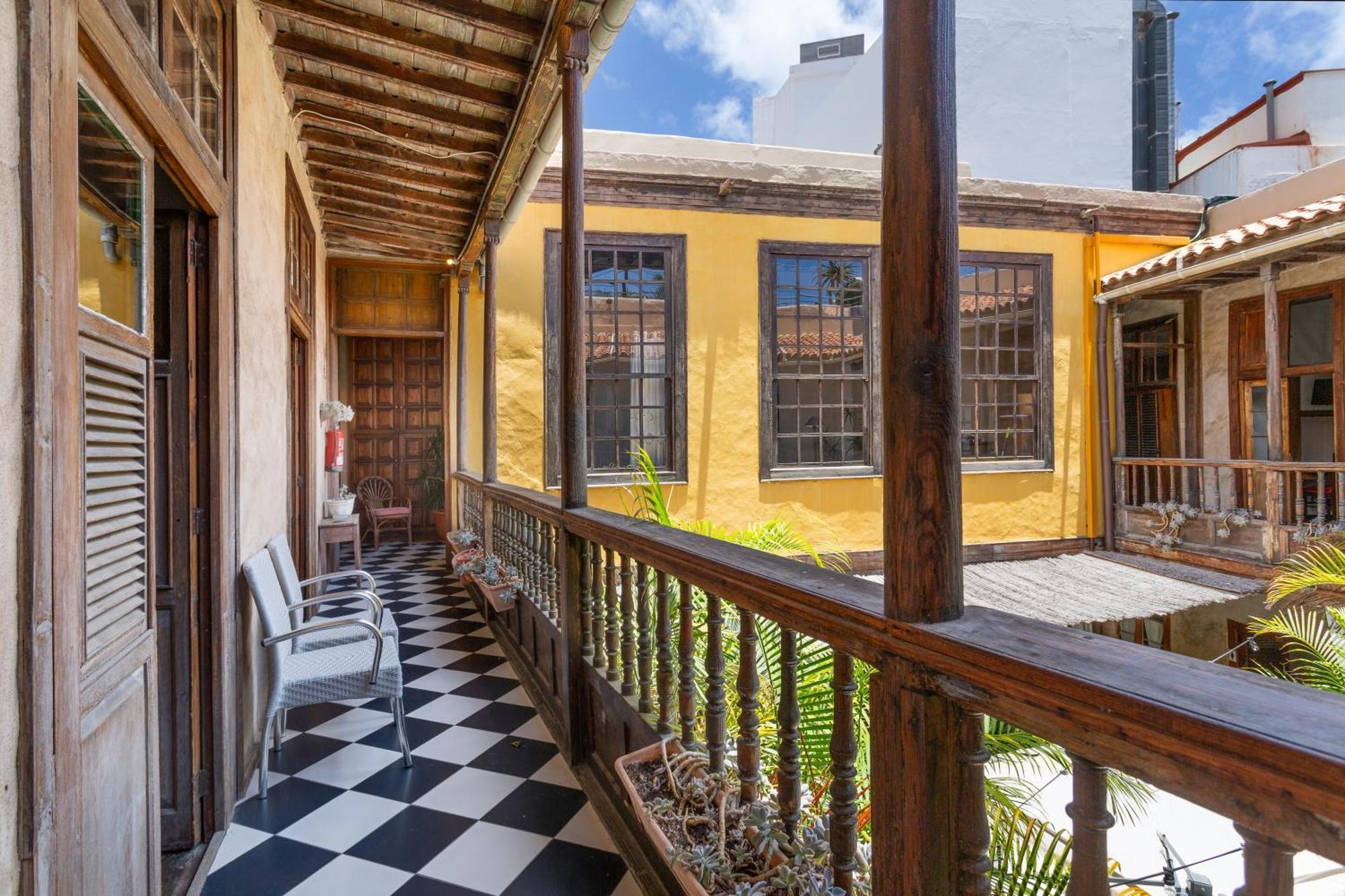 Casa Montesdeoca - Jacaranda Лас-Пальмас-де-Гран-Канария Экстерьер фото